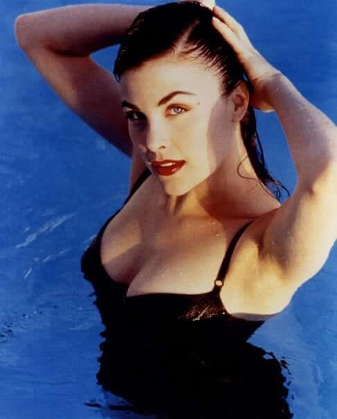 Sherilyn Fenn