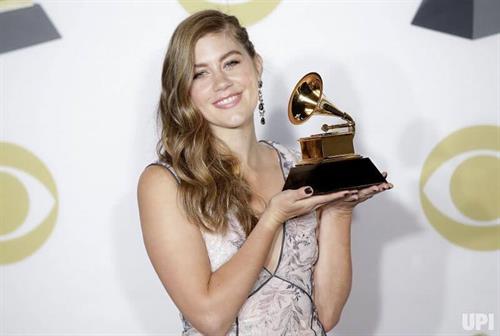 Laura Dreyfuss