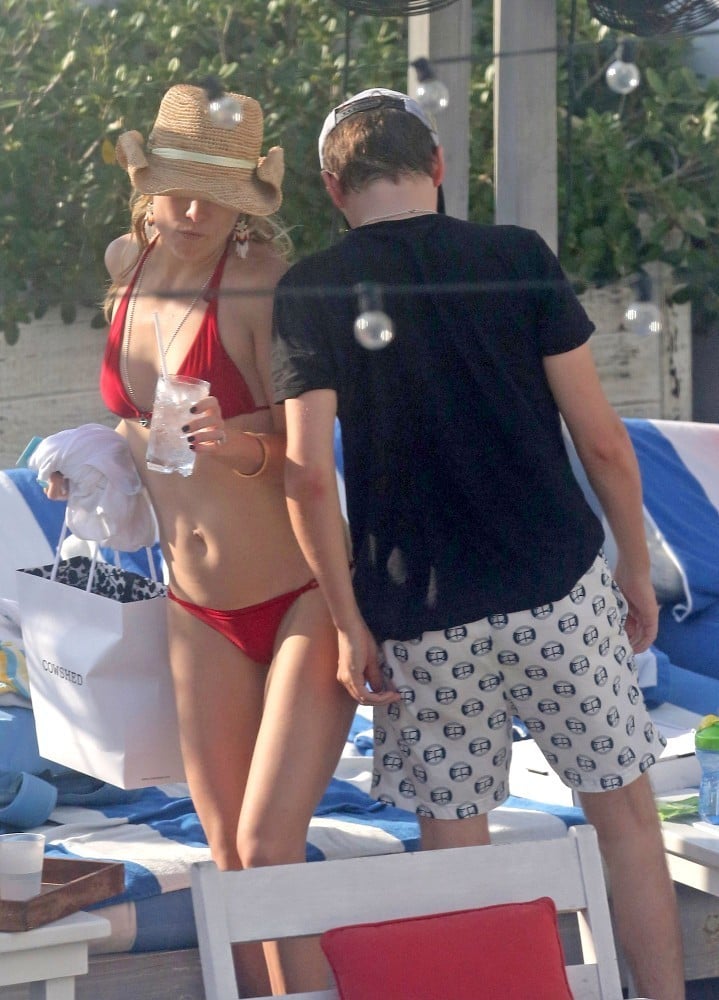 Kate Hudson in a bikini