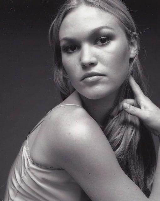 Julia Stiles