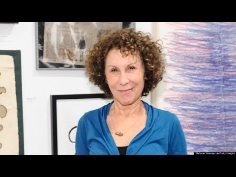 Rhea Perlman