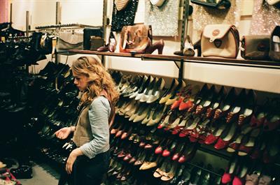 Bethany Joy Lenz-Galeotti