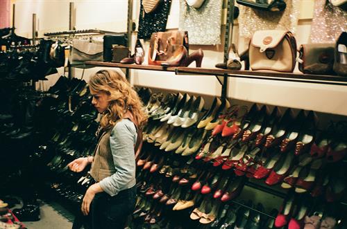 Bethany Joy Lenz-Galeotti