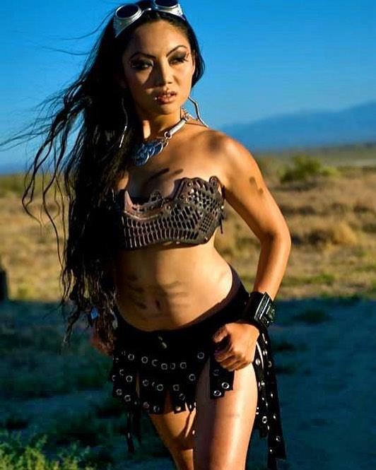 Tina Guo Nude.