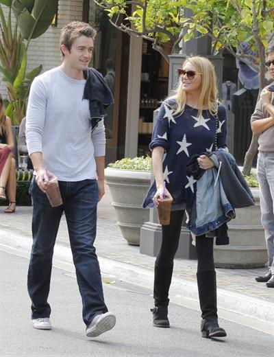 Stephanie Pratt with Robert Buckley in Los Angeles (16.05.2013) 