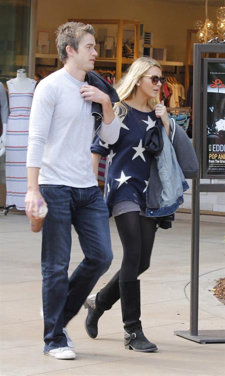 Stephanie Pratt with Robert Buckley in Los Angeles (16.05.2013) 