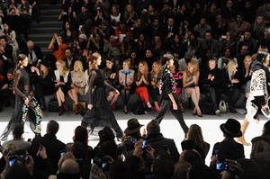 Taylor Spreitler Mara Hoffman Fall 2013 fashion show in New York 2/9/13 