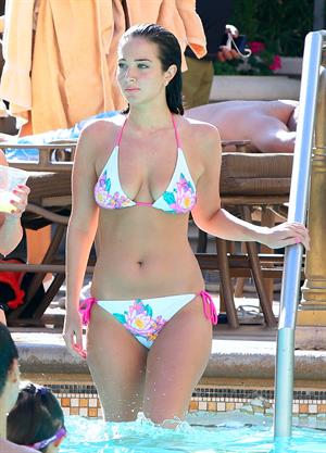 Tulisa Contostavlos - bikini photoshoot in Las Vegas - April 10, 2013 