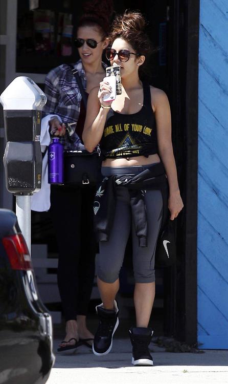 Vanessa Hudgens Spotted after workout in Studio City (May 28, 2013) 