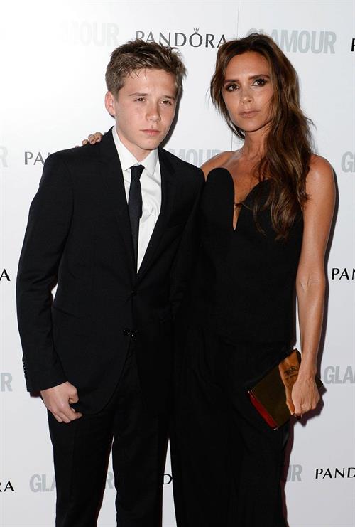 Victoria Beckham Pictures Victoria Beckham Glamour Awards at Berkeley Square Gardens (June 4)