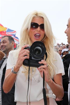 Victoria Silvstedt Lunches at the Monte-Carlo Country Club in Monaco (April 19, 2013) 