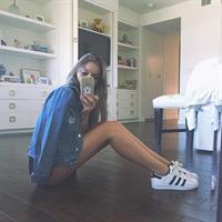 Sophie Mudd taking a selfie