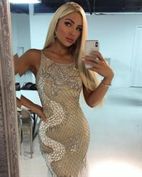 Katerina Rozmajzl taking a selfie