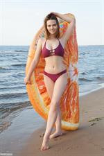 Elfie - ShowyBeauty - Rest Well