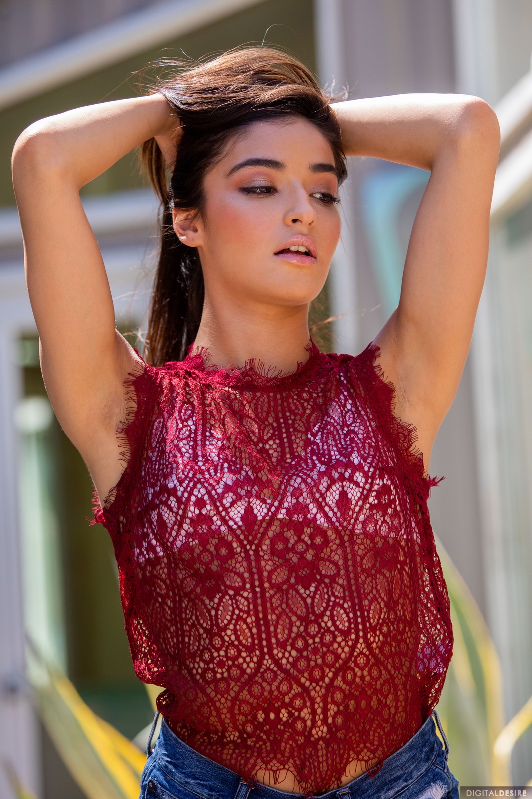 Emily Willis Pictures Emily Willis strips down to perfection