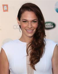 Amanda Righetti