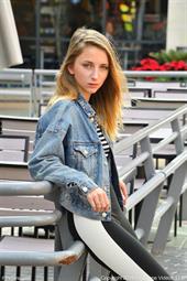 Her Privates Up Close