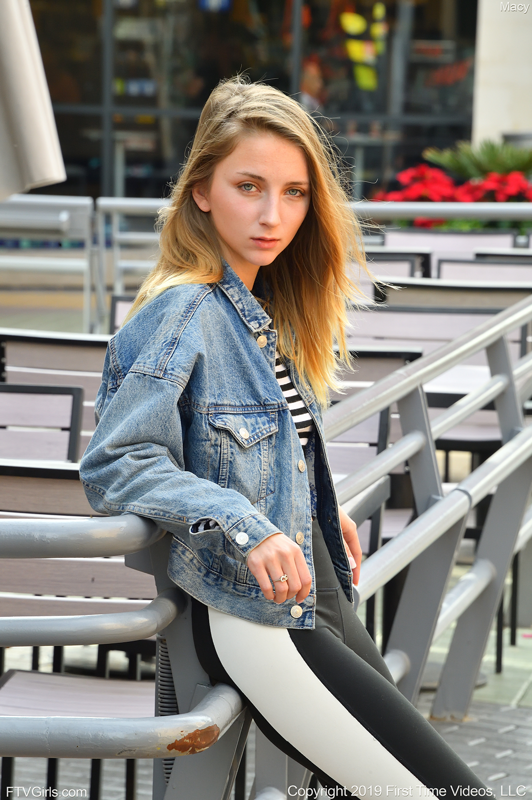 Her Privates Up Close