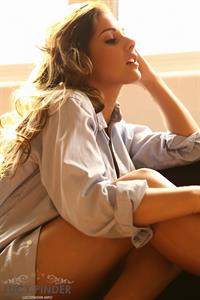 Massive collection of babe Lucy Pinder. 

High Defination potraits of Lucy Pinder.