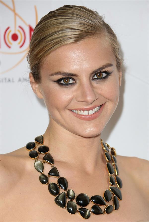 Eliza Coupe