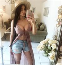 Maybel Sanchez taking a selfie