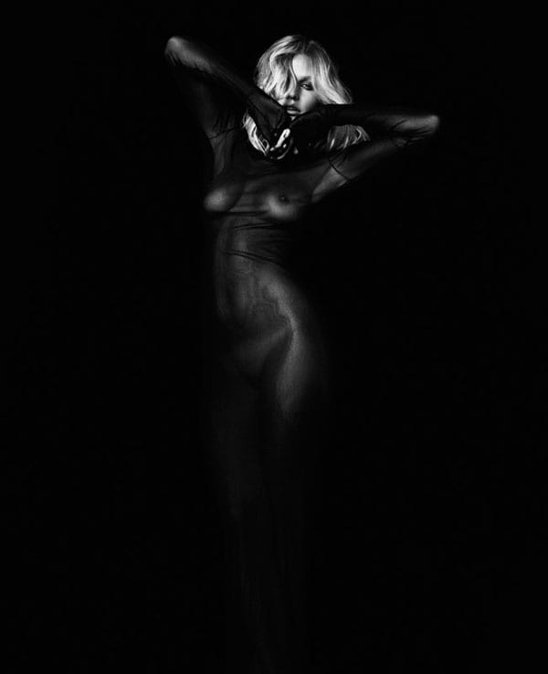 Lara Bingle - breasts