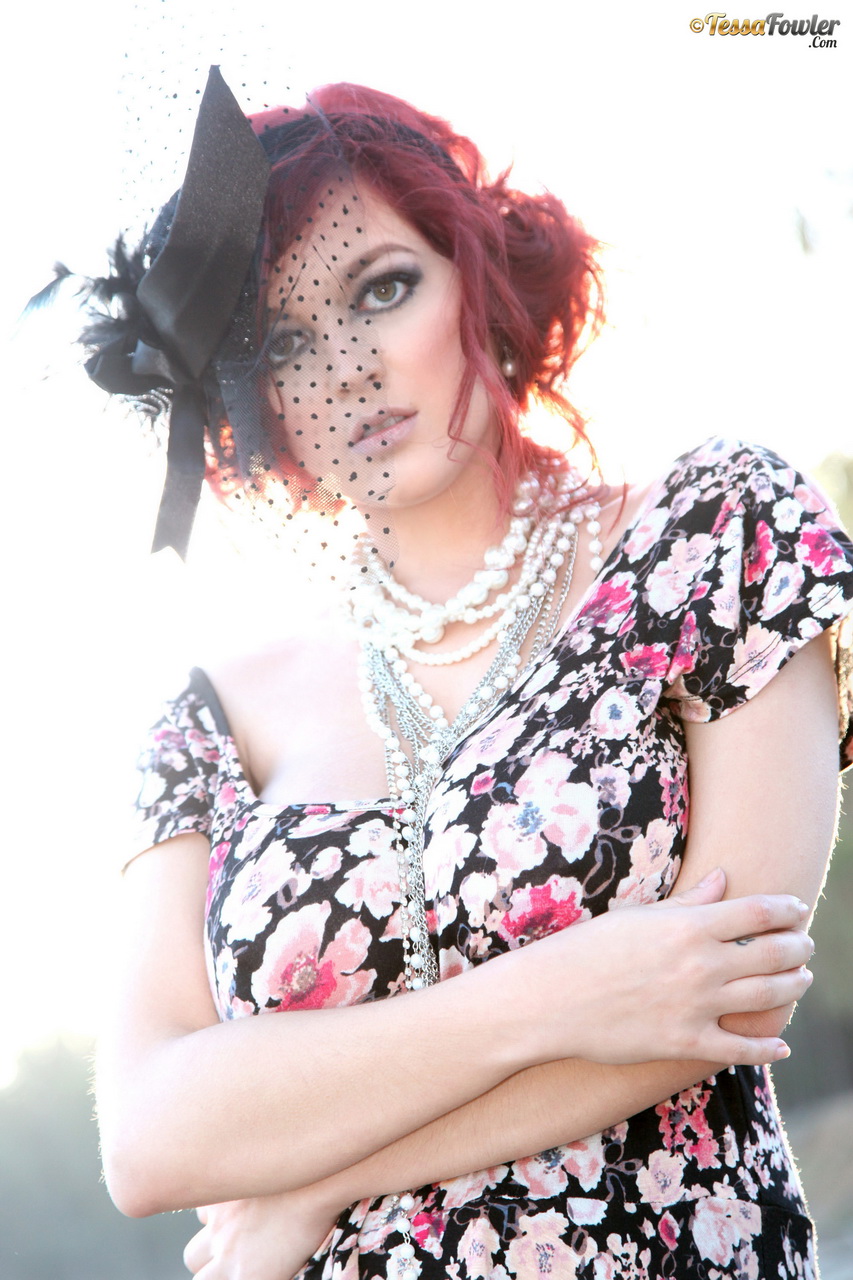 Hey there gang! For this, I basically combined some old-school pinup charm with an outdoor sunlight beach location, and then shot it right at sundown, so it is like a combo of all of my favorite things in one.