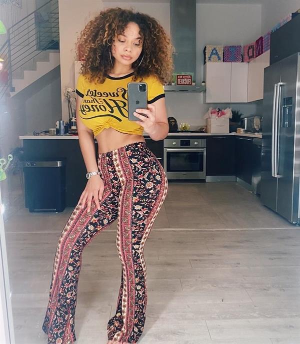 Crystal Westbrooks taking a selfie