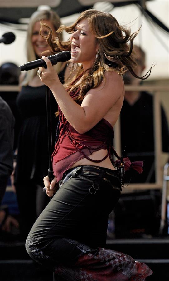 Kelly Clarkson