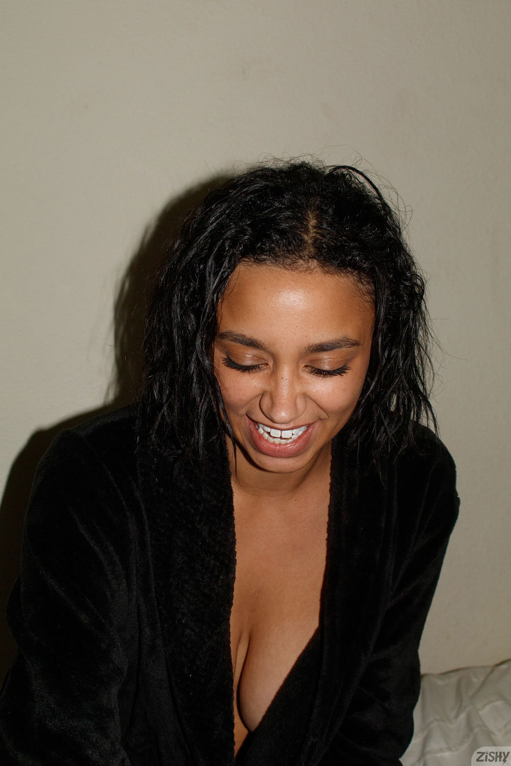 Wynona Gibbs Wet Tits