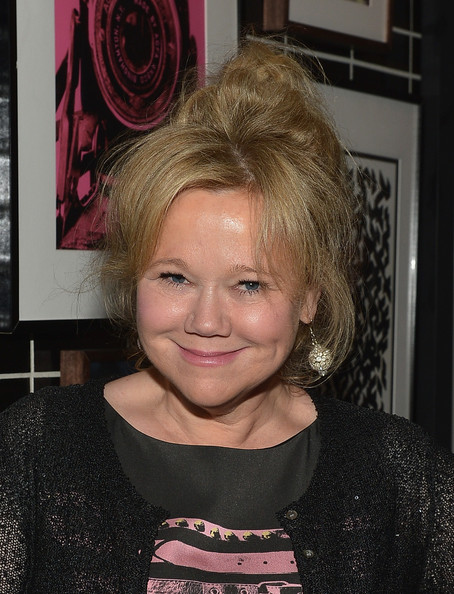 Caroline Rhea