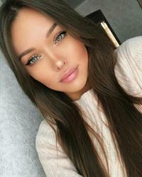 Natalie Danish taking a selfie