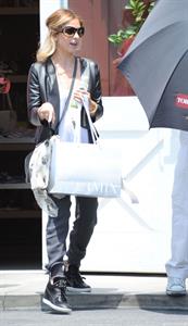 Sarah Michelle Gellar in body paint