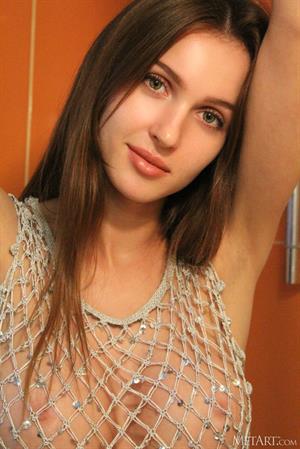 Holly Haim Topless Pictures Holly Haim Wet Tits