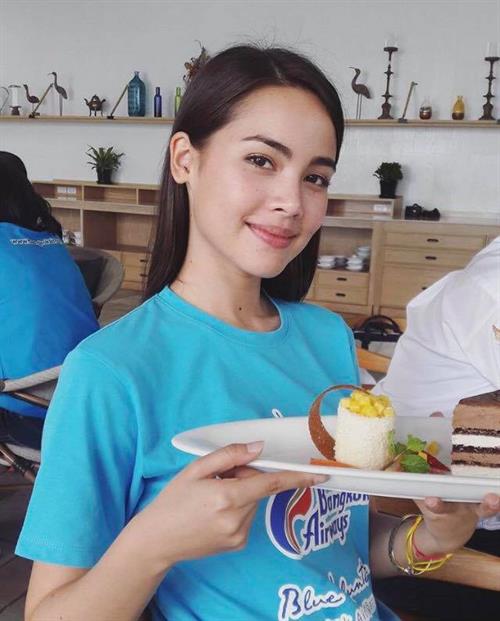 Urassaya Sperbund