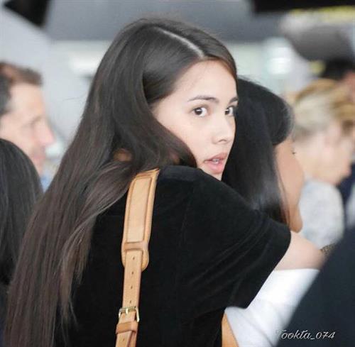 Urassaya Sperbund