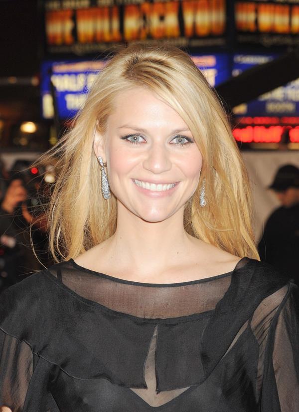 Claire Danes at the Me & Orson Welles premiere - showing nipple through see through blouse