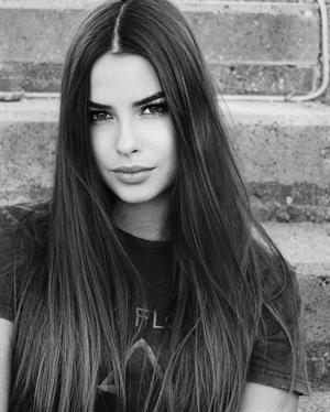 Young Model Sarah Mühleder