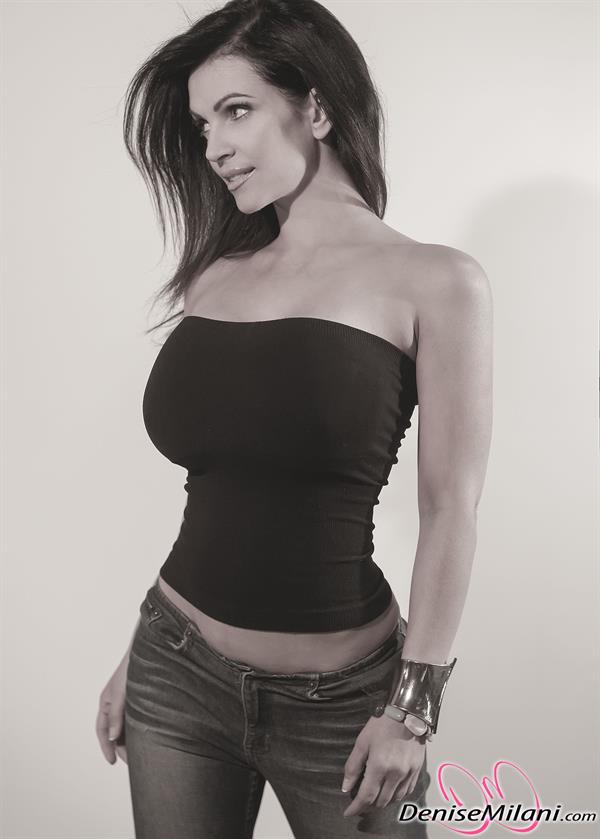 Denise Milani Photoset - Bwj