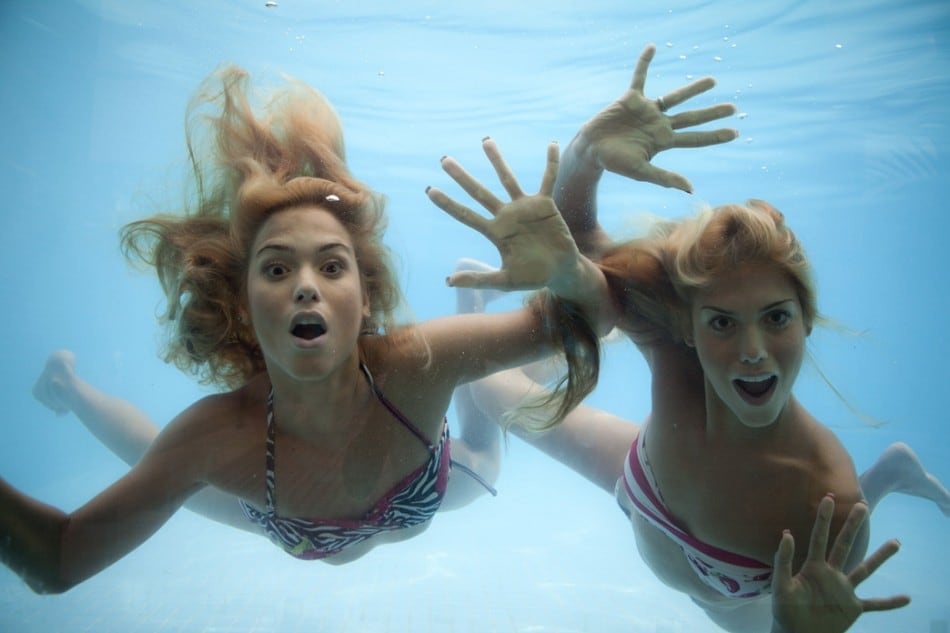 Bia and Branca Feres in a bikini