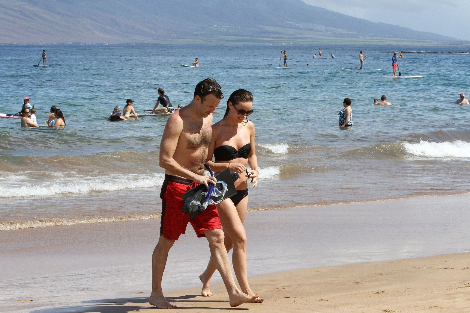 Olivia Wilde on the beach in Hawaii - May 27, 2013 