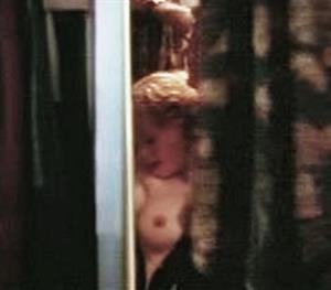 Elisabeth Shue - breasts