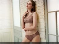 Wiktoria Brzuska lingerie modeling