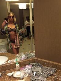 Elizabeth Turner selfie