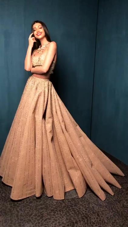 Alanna Panday Pictures Alanna Panday