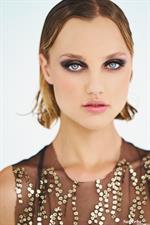 Fragile Beast with Hannah Ray - See Her Videos, Galleries and Selfie Videos at SuperBeModels