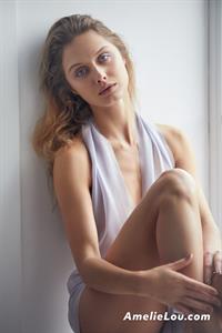 Lavender Kiss with Amelie Lou - See Her Videos, Galleries and Selfie Videos at SuperBeModels