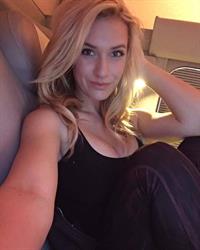 Paige Spiranac taking a selfie