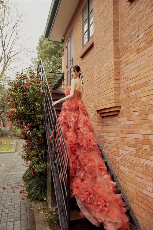 Guan Xiaotong
