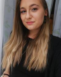 Facebook cutie (19) posing